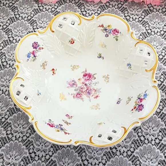 Reichenbach Porcelain Large Footed Serving Bowl Fruit Centerpiece Bowl Germany - Picture 2 of 9
